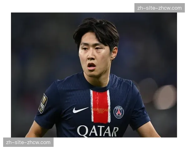 韩国队李刚仁巴黎站稳脚跟 攻击型中场成洪明甫战术体系希望所在